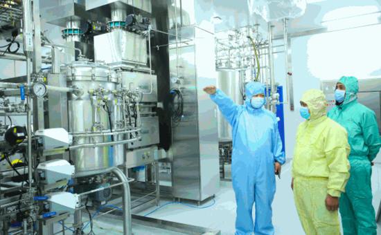 中國建成全球最大新冠疫苗生產基地，引領生物制藥產業新發展